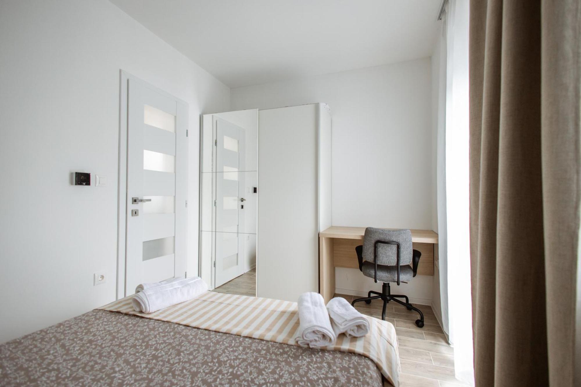 Cozy Studio Apartment In Osijek - Self Check In Exterior photo
