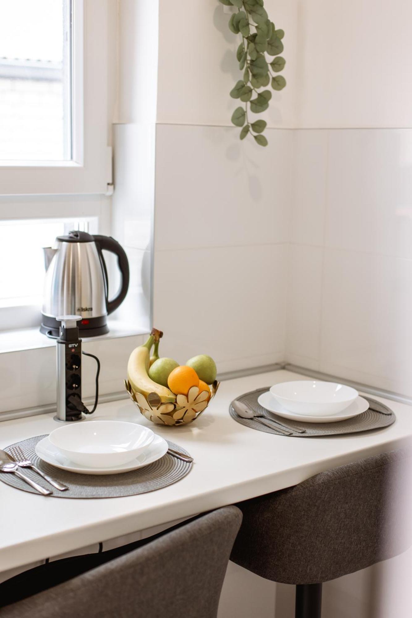 Cozy Studio Apartment In Osijek - Self Check In Exterior photo