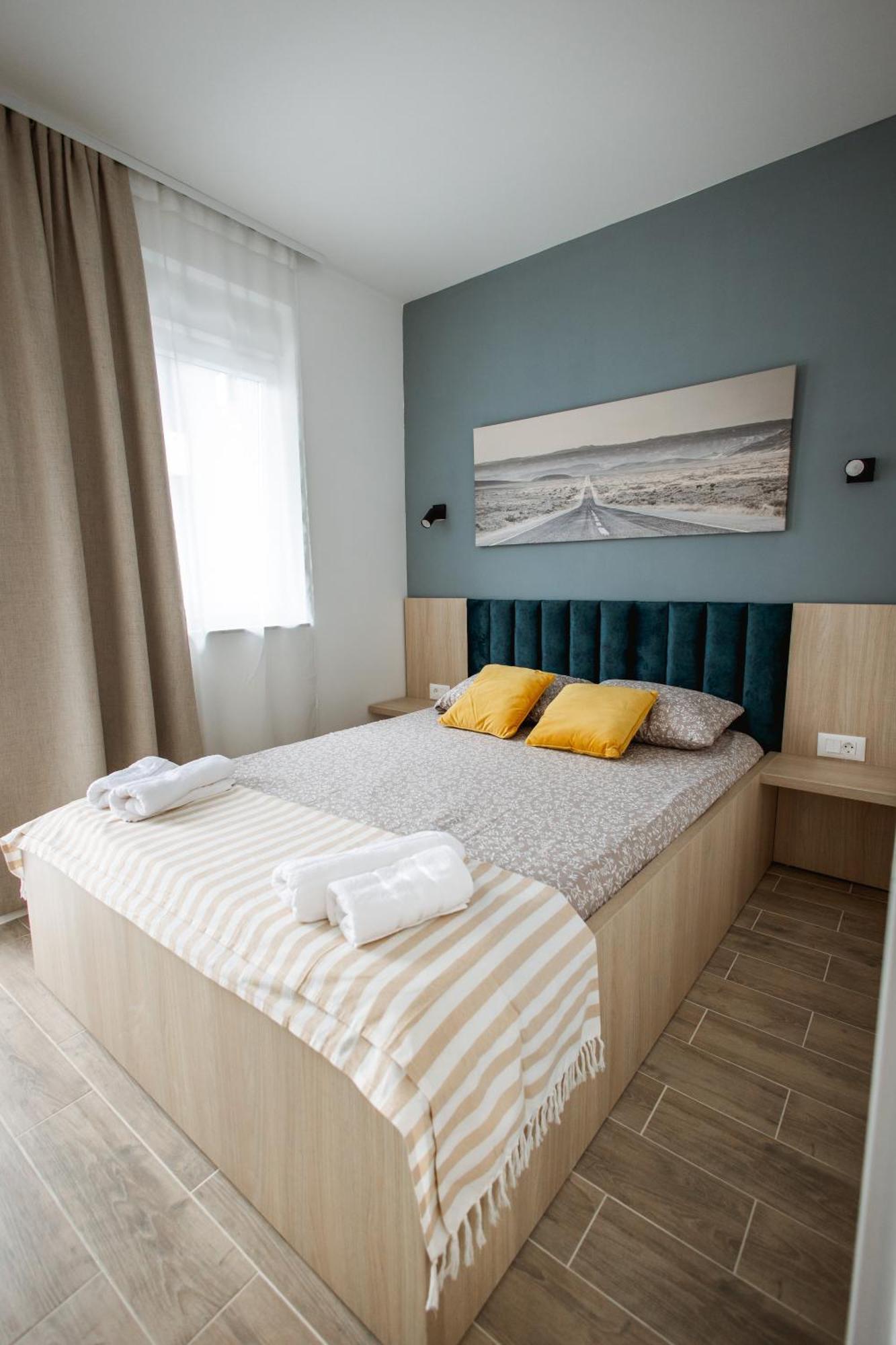 Cozy Studio Apartment In Osijek - Self Check In Exterior photo